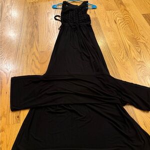 Elegant Black Sleeveless Dress